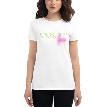 Hustle Love Women's T-Shirt - Pixtyles